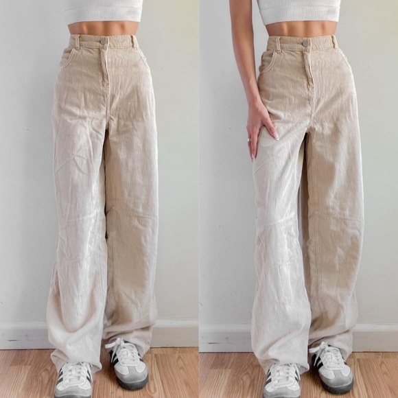 BDG by Urban Outfitters Logan Boyfriend Fit Corduroy Pant with Cinch Back, 30 - Picture 3 of 12